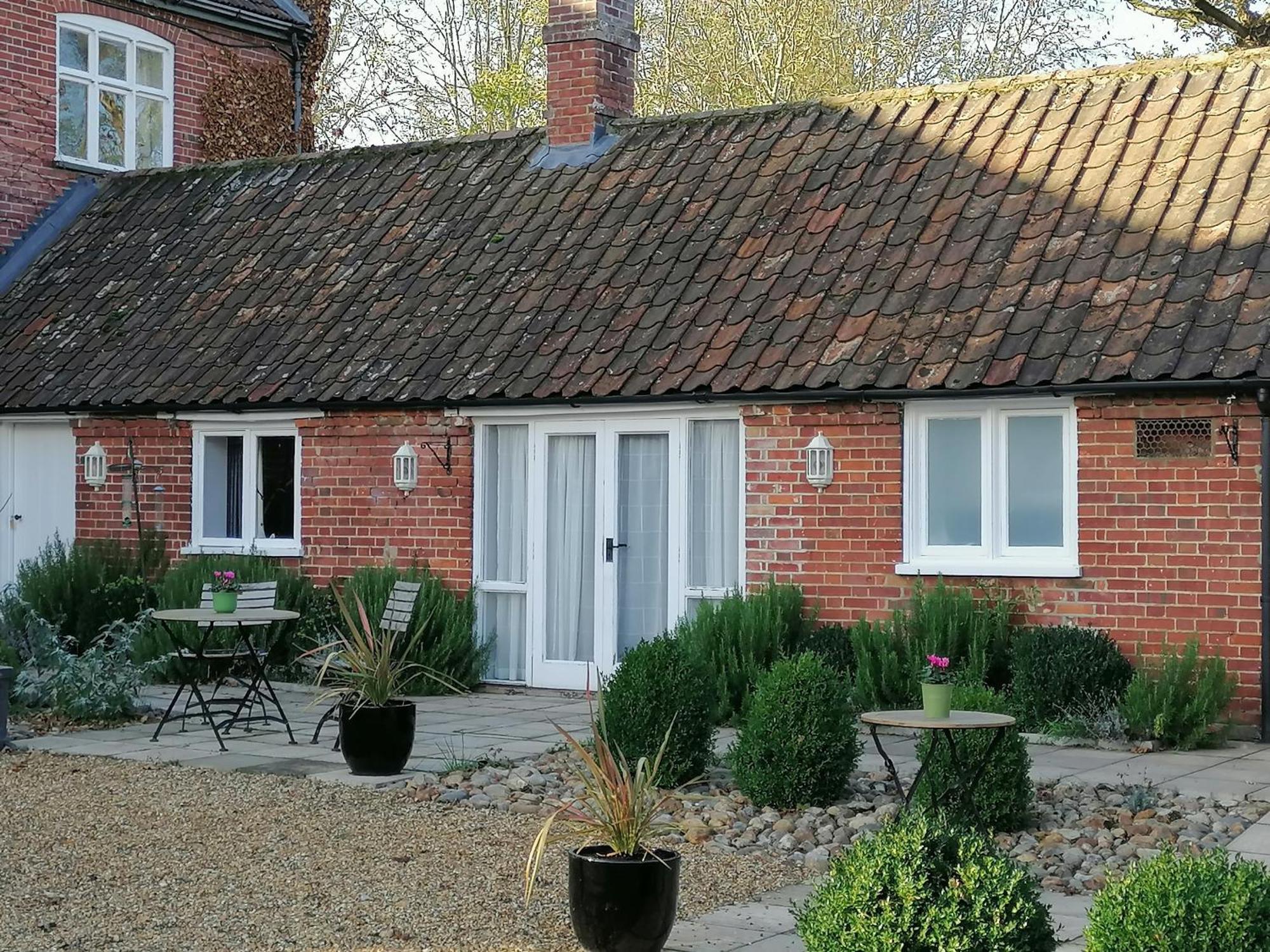 Отель Carrick'S At Castle Farm Swanton Morley Экстерьер фото