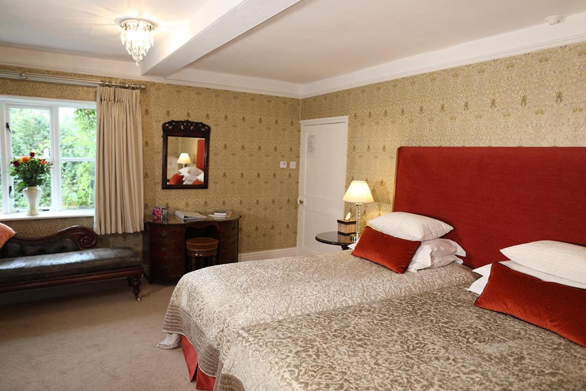 Отель Carrick'S At Castle Farm Swanton Morley Экстерьер фото
